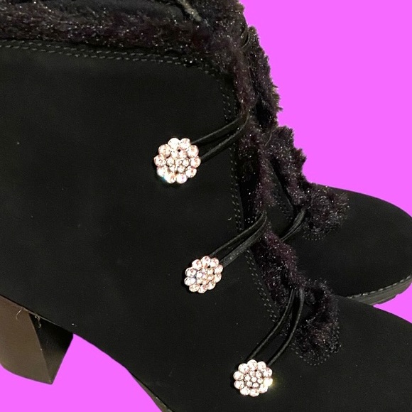 Andiamo Black  booties with rhinestones cluster buttons size 9.5 New without box - Picture 12 of 12